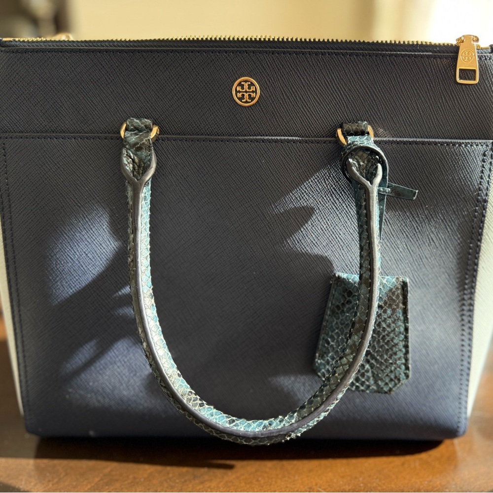 Tory Burch Walker Shoulder Bag Purse Navy/Blue Snakeskin strap Good Condition